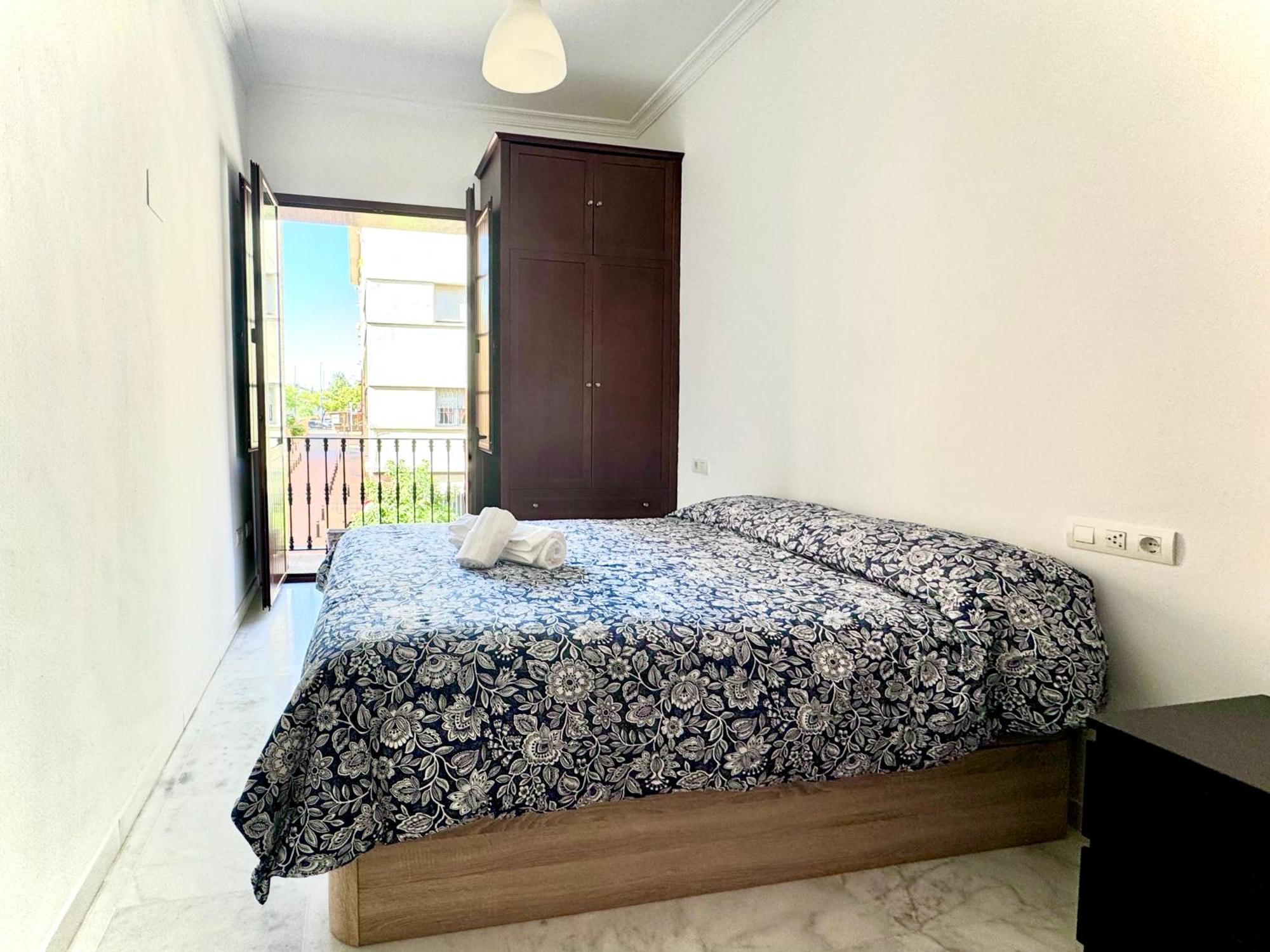 Apartamento Con Balcon Castilla Triana Sevilla Eksteriør bilde